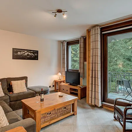 Apartment Staddon, Alpes Agency, Central Chamonix, Sleeps 4-6 Apartment *