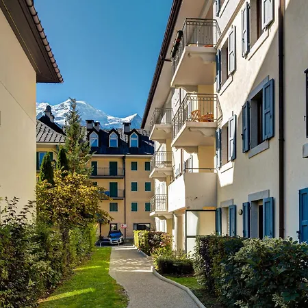 Apartment Staddon, Alpes Agency, Central Chamonix, Sleeps 4-6